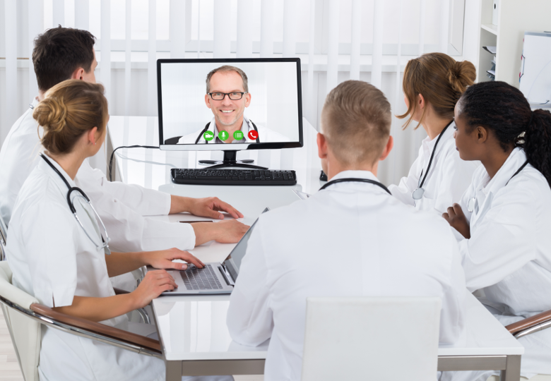 Tele- Videoconference held by medical staff | © iSTock | 598532724